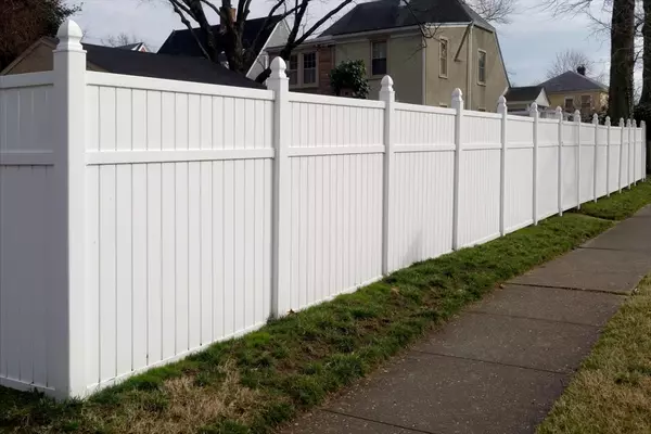 Vinyl Fence Installation