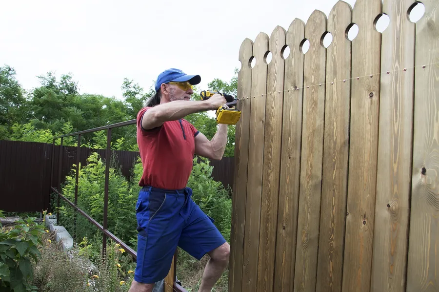 Common Signs Your Fence Needs Professional Repair Parkton, NC