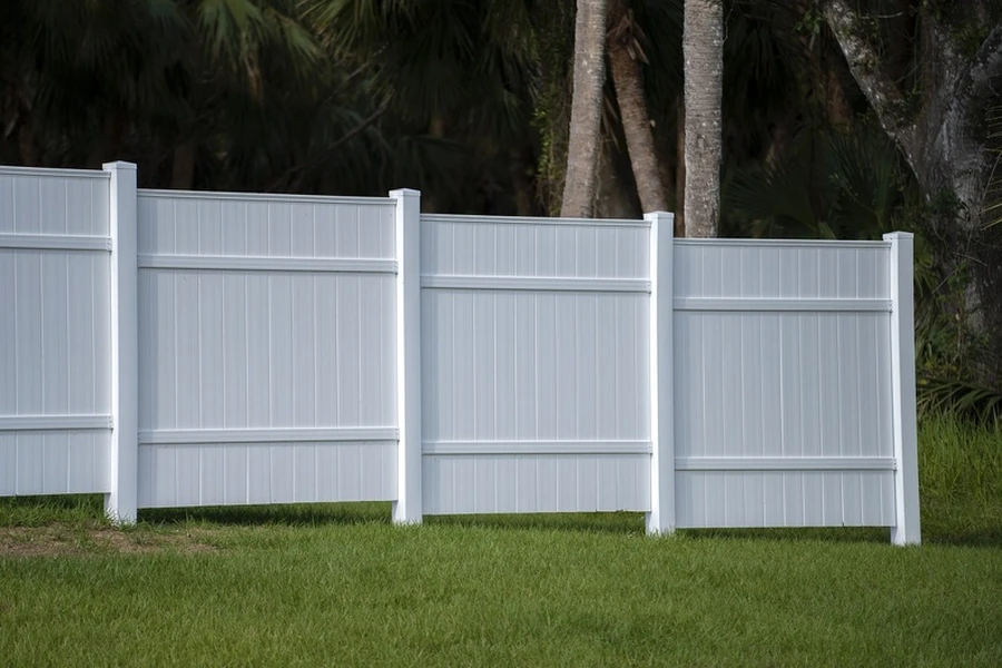 How To Choose The Right Vinyl Fence For Your Property in Parkton, NC
