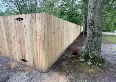 Wood-Fence-Installation-Service5